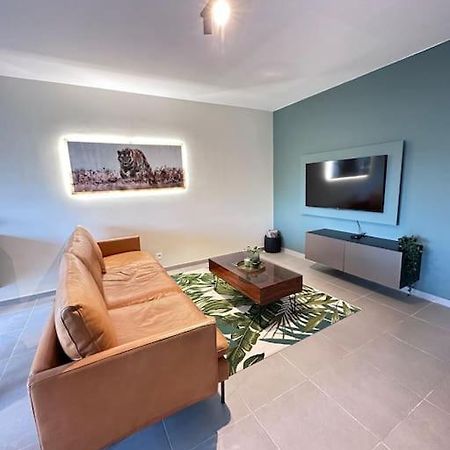 Mons - Superbe Appartement 2Ch - Parking Gratuit Dış mekan fotoğraf